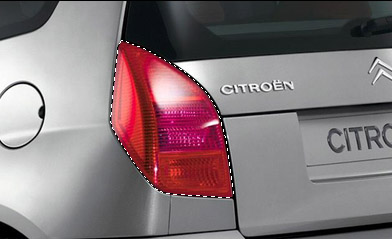 autó hátsó lámpa retusálása photoshopban